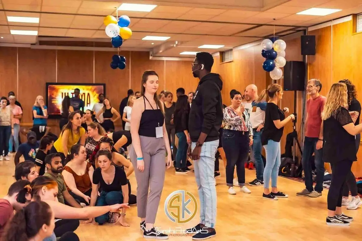 Workshop demonstration with student — Dawou Tarraxo